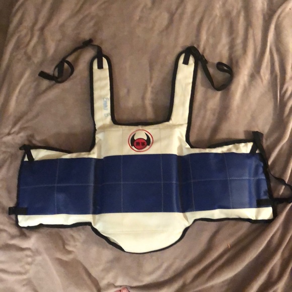 Taekwondo equipment - Picture 3 of 8